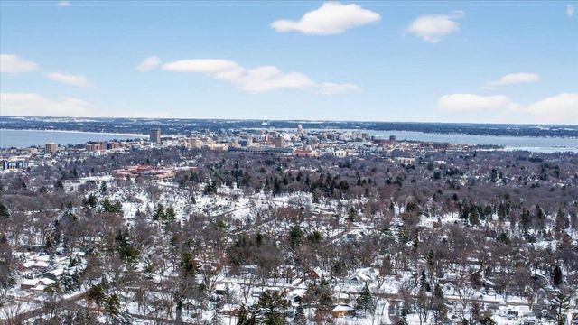 321 S Owen Drive, Madison, WI 53705