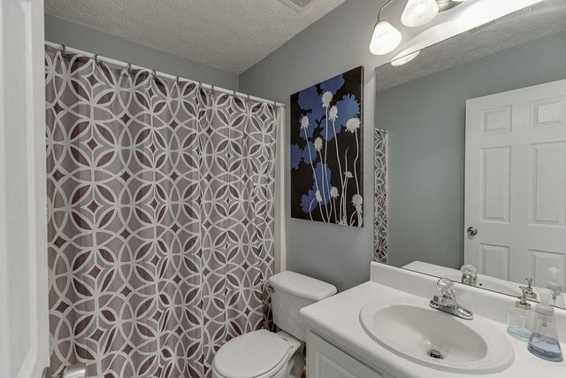 4842 Canberra Way, Flowery Branch, GA 30542