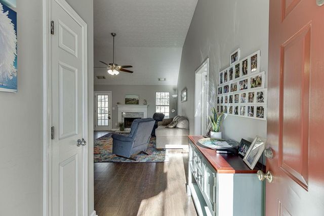 4842 Canberra Way, Flowery Branch, GA 30542