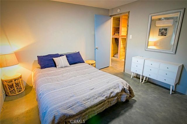 915 Dakota Lane, Landers, CA 92285