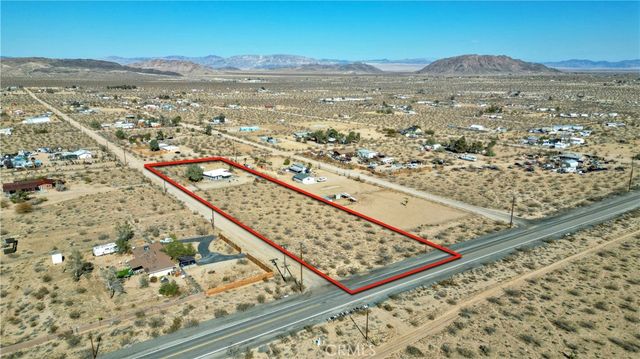 915 Dakota Lane, Landers, CA 92285