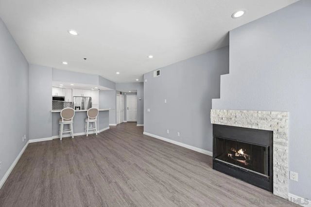 640 Camino De La Reina 1206, San Diego, CA 92108