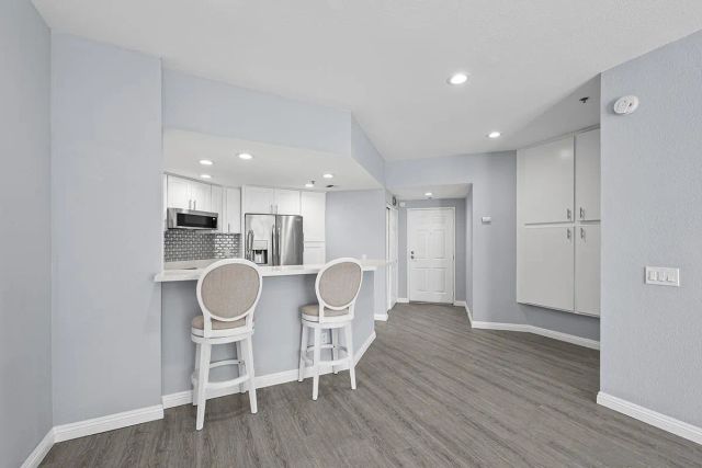 640 Camino De La Reina 1206, San Diego, CA 92108