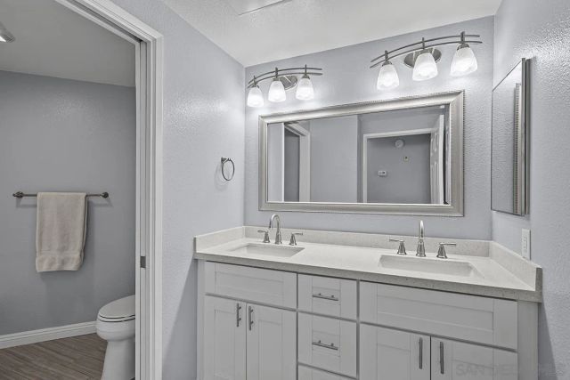 640 Camino De La Reina 1206, San Diego, CA 92108