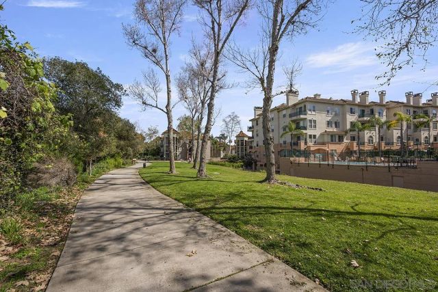 640 Camino De La Reina 1206, San Diego, CA 92108