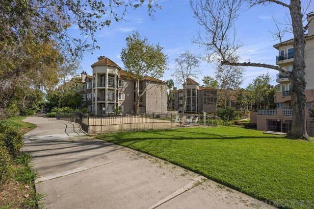 640 Camino De La Reina 1206, San Diego, CA 92108