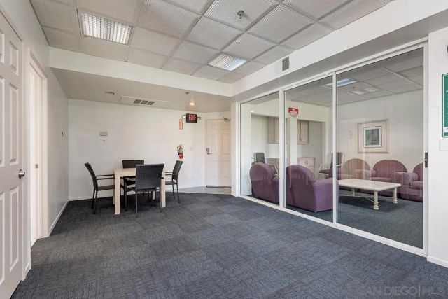 640 Camino De La Reina 1206, San Diego, CA 92108