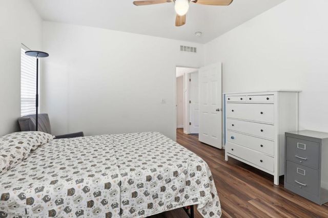 1220 Tasman Drive, Sunnyvale, CA 94089