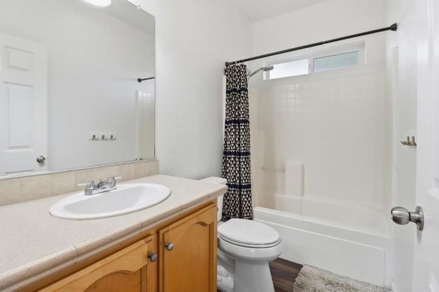 1220 Tasman Drive, Sunnyvale, CA 94089