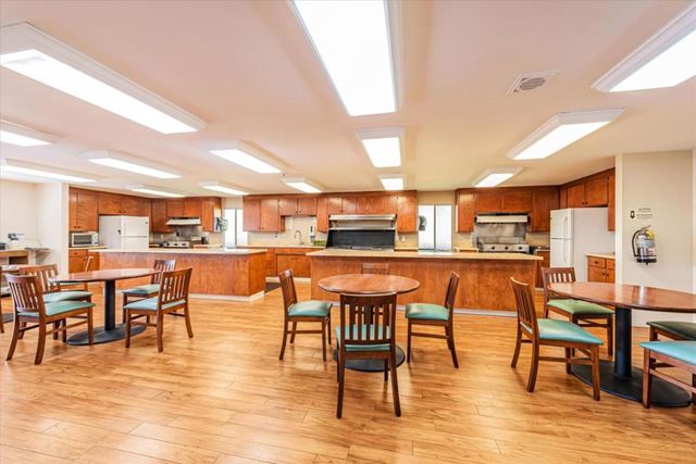 1220 Tasman Drive, Sunnyvale, CA 94089