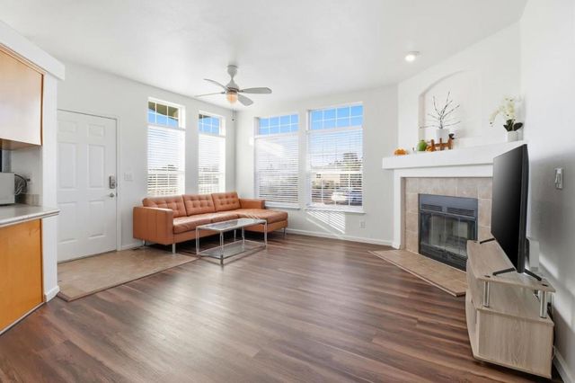 1220 Tasman Drive, Sunnyvale, CA 94089