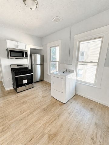 143 Dorcester, Worcester, MA 01604