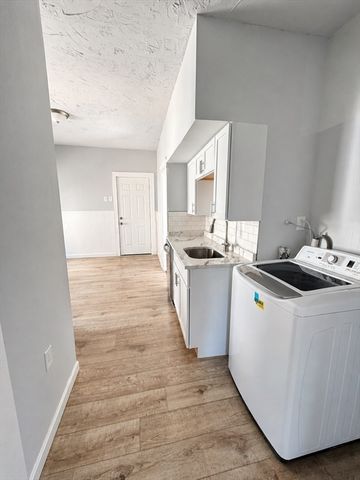 143 Dorcester, Worcester, MA 01604