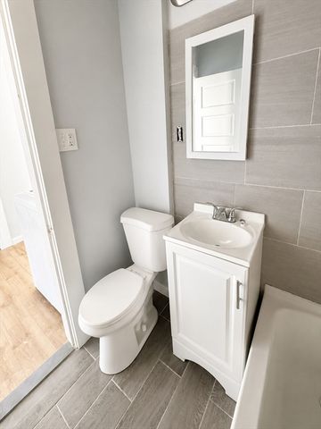 143 Dorcester, Worcester, MA 01604