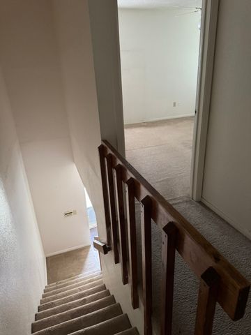 2101 Mistletoe Avenue, Fort Worth, TX 76110