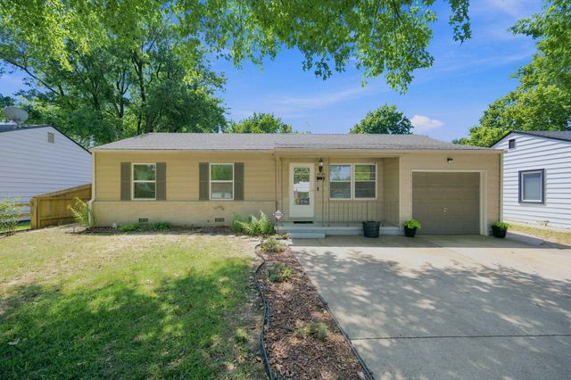 1039 N Kokomo, Derby, KS 67037