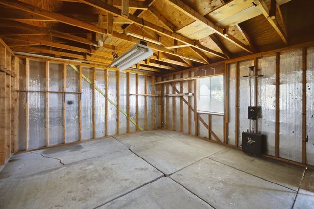 1039 N Kokomo, Derby, KS 67037