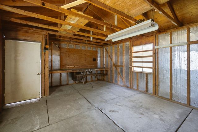 1039 N Kokomo, Derby, KS 67037