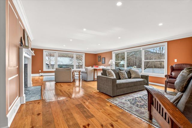 151 Townshend Road, Grafton, VT 05146