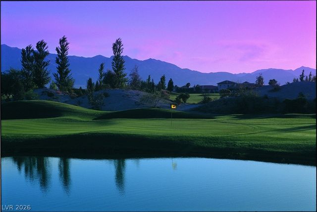 4970 BLACK BEAR Road 202, Las Vegas, NV 89149