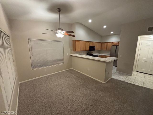 4970 BLACK BEAR Road 202, Las Vegas, NV 89149