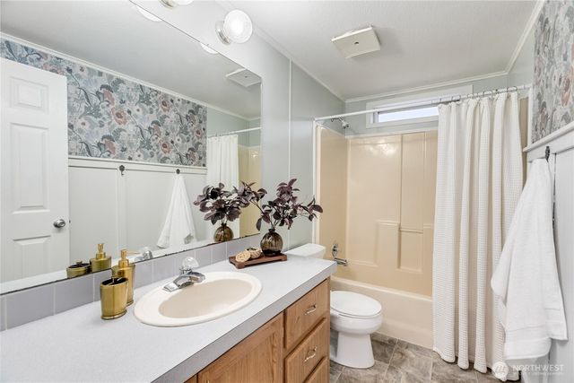 2019 SE Richmond Lane, Port Orchard, WA 98367