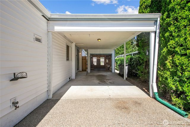 2019 SE Richmond Lane, Port Orchard, WA 98367