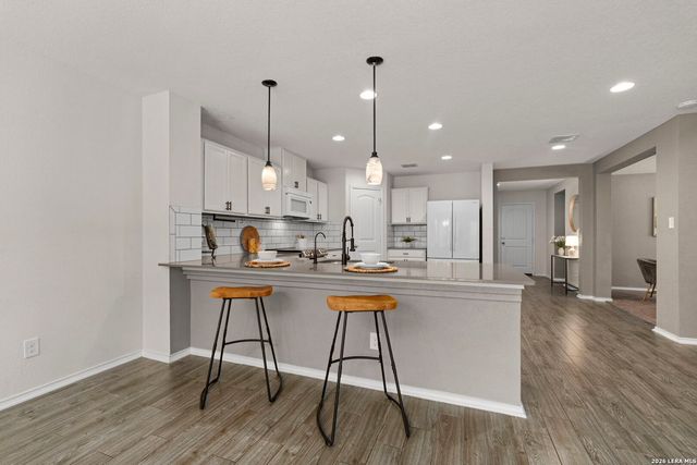 7650 Heavenly Arbor, San Antonio, TX 78254