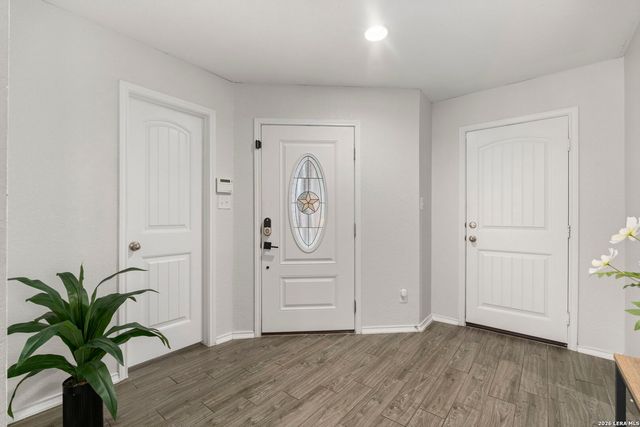 7650 Heavenly Arbor, San Antonio, TX 78254