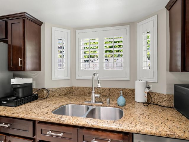 8732 N Fuller Avenue, Fresno, CA 93720