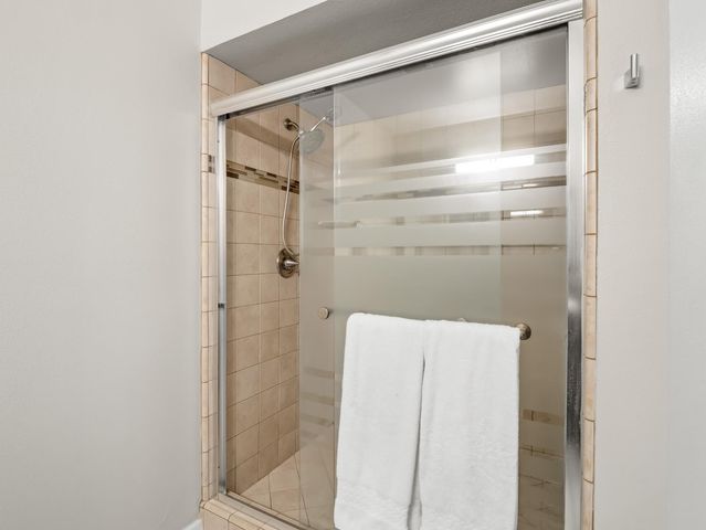 8732 N Fuller Avenue, Fresno, CA 93720