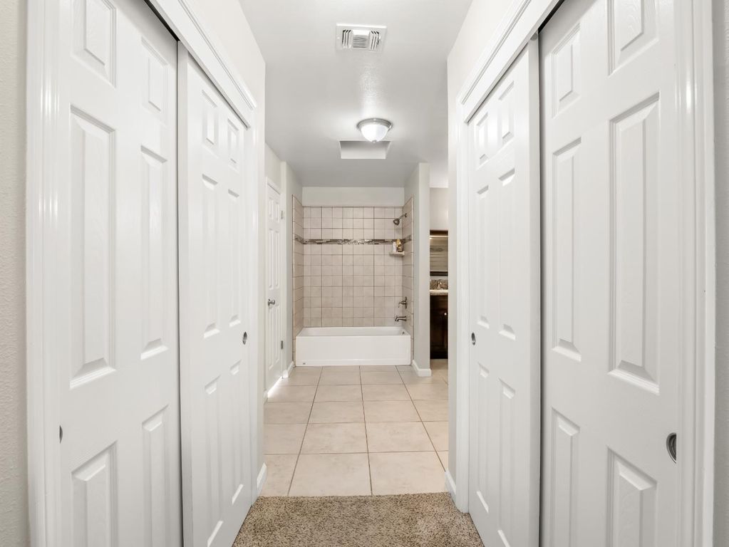 Image 28 of property listing at 8732 N Fuller Avenue, Fresno, CA 93720