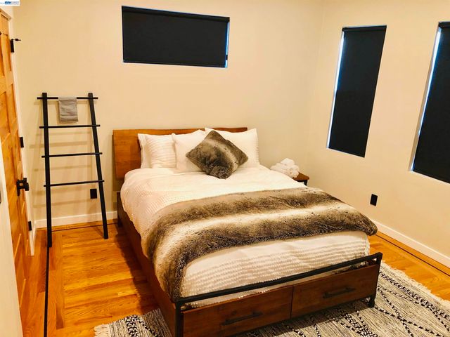 3714 E 12th Street, Oakland, CA 94601