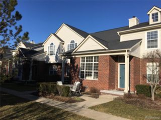 17203 Caitlin Circle, Commerce Charter Township, MI 48390