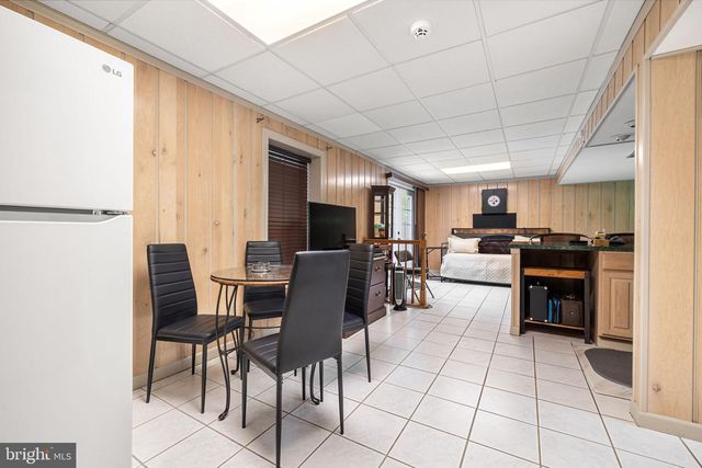 15465 AMBERGATE DR, Woodbridge, VA 22193