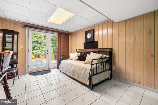 15465 AMBERGATE DR, Woodbridge, VA 22193
