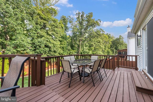 15465 AMBERGATE DR, Woodbridge, VA 22193