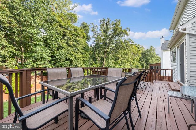 15465 AMBERGATE DR, Woodbridge, VA 22193