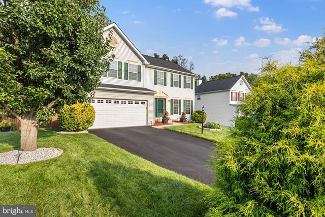 15465 AMBERGATE DR, Woodbridge, VA 22193