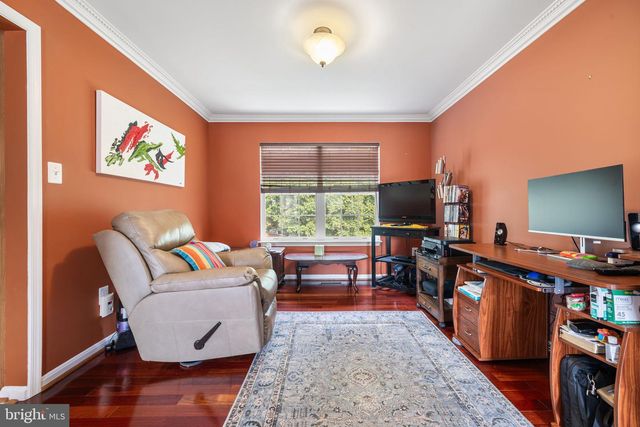 15465 AMBERGATE DR, Woodbridge, VA 22193