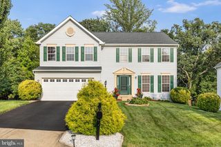 15465 AMBERGATE DR, Woodbridge, VA 22193