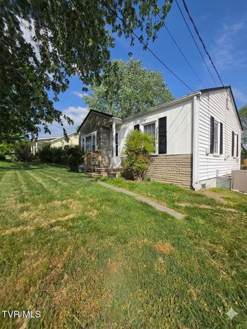 508 East Barton Ridge Road, Greeneville, TN 37745