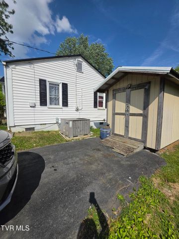 508 East Barton Ridge Road, Greeneville, TN 37745