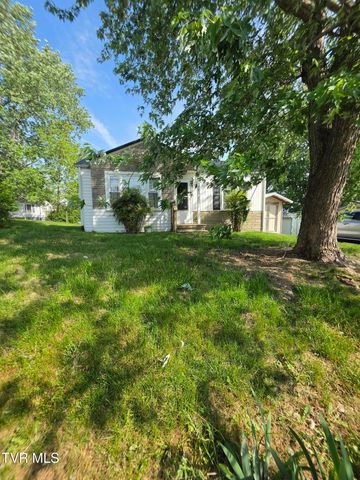 508 East Barton Ridge Road, Greeneville, TN 37745