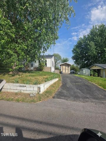 508 East Barton Ridge Road, Greeneville, TN 37745
