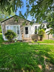 508 East Barton Ridge Road, Greeneville, TN 37745