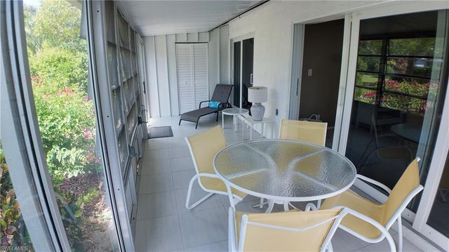 58 Glades BLVD 3, Naples, FL 34112