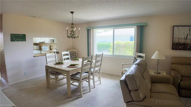 58 Glades BLVD 3, Naples, FL 34112