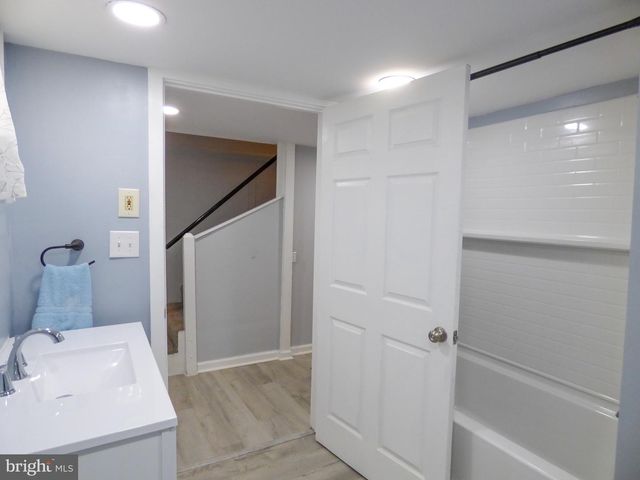 1277 W POPLAR ST, York, PA 17404