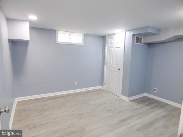 1277 W POPLAR ST, York, PA 17404